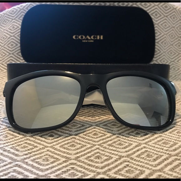 COACH New Unisex Black/Back Matte Sunglasses. - Picture 1 of 8